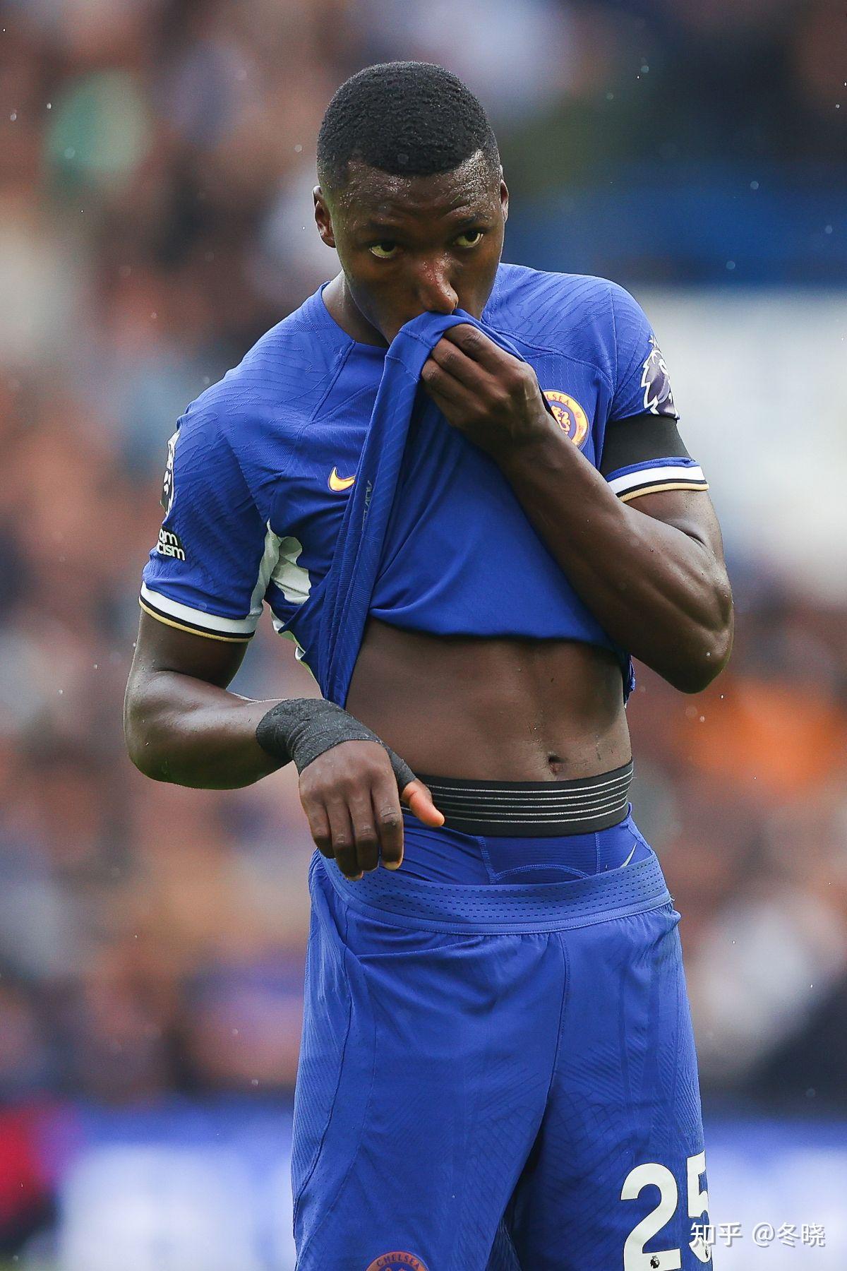 今晨切尔西备战足总杯，造点机会细节曝光，气氛紧张，年轻球员得到机会的简单介绍