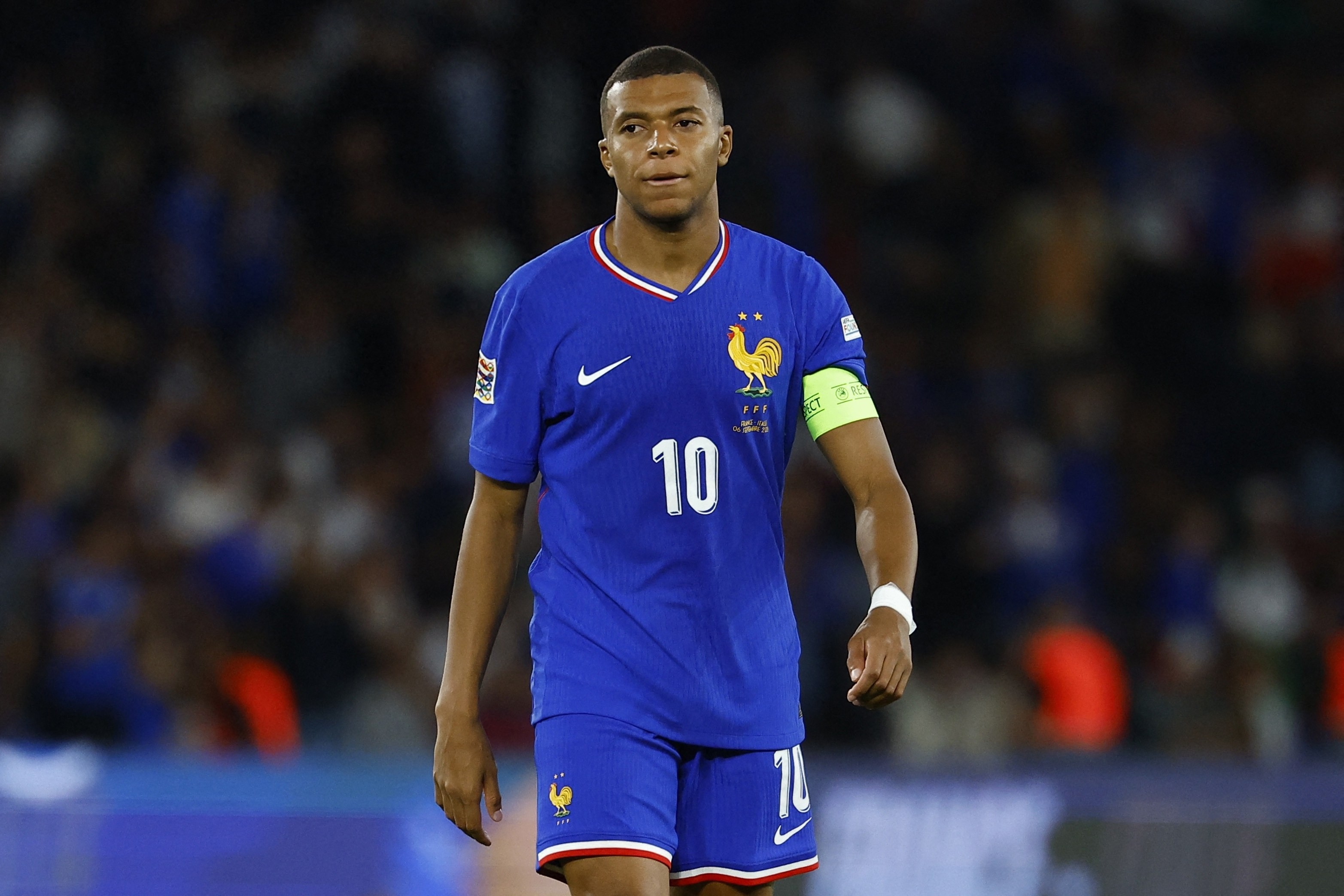 包含法甲集结日再迎强敌，布莱顿队长鼓劲，主帅态度：目标明确，赛季目标并未改变的词条