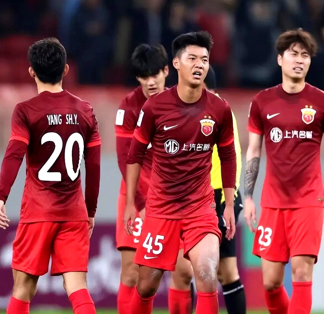 米兰体育sports-转会期上海海港备战法甲，强势反弹细节曝光，悬念犹存，轮换策略成焦点的简单介绍-米兰体育sports